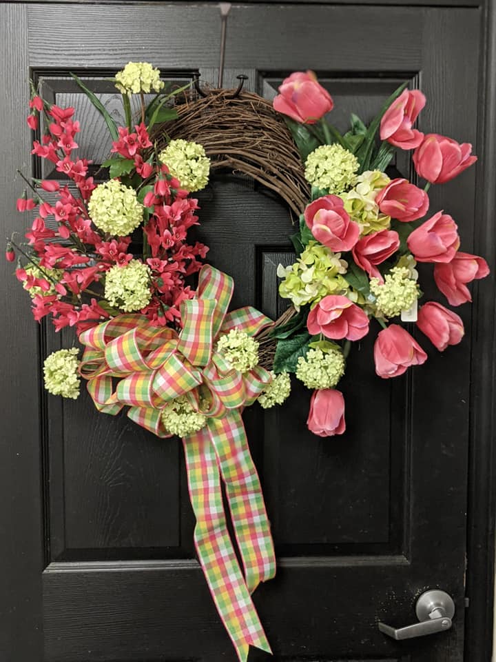 Tim's Touch Florist, Gifts & Flower Delivery :: Pink and Green Basket